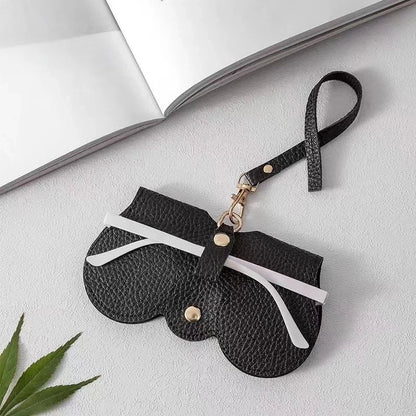 😎🕶️ Protect Your Eyewear in Style – Premium Leather Glasses Case ✨👝