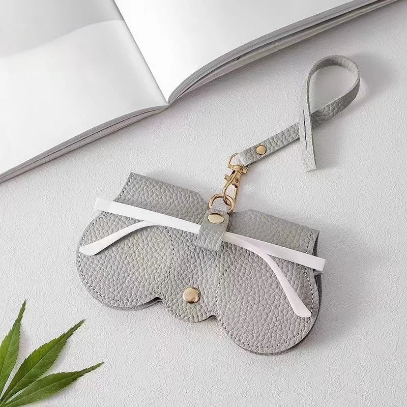 😎🕶️ Protect Your Eyewear in Style – Premium Leather Glasses Case ✨👝