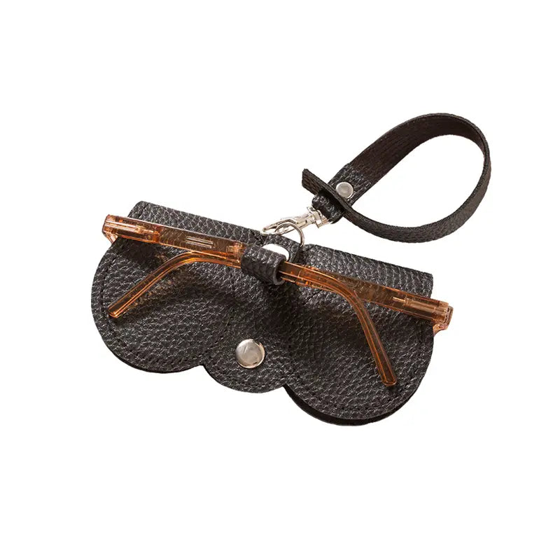😎🕶️ Protect Your Eyewear in Style – Premium Leather Glasses Case ✨👝